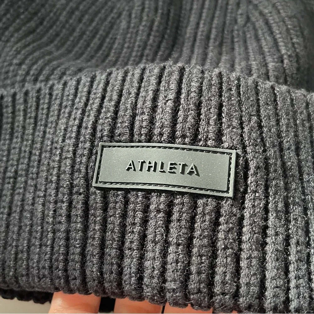 Athleta thick knit wool cotton all black beanie